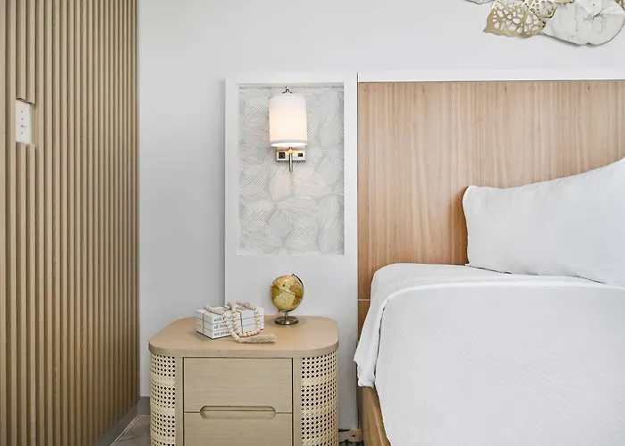 Townhouse Hotel